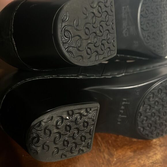 🔥 DANSKO Solstice Clogs Women's 39 US Size 9 Black Leather Closed Back Shoes - Picture 12 of 13